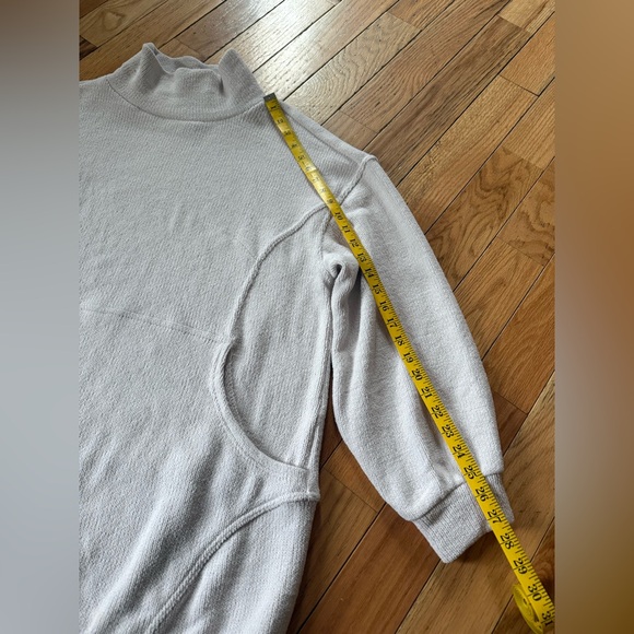 Free People Beach Slouchy Mock Neck Cozy Oversized Tunic Ivory Women’s Size M - Picture 11 of 12